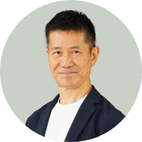 中村 靖志